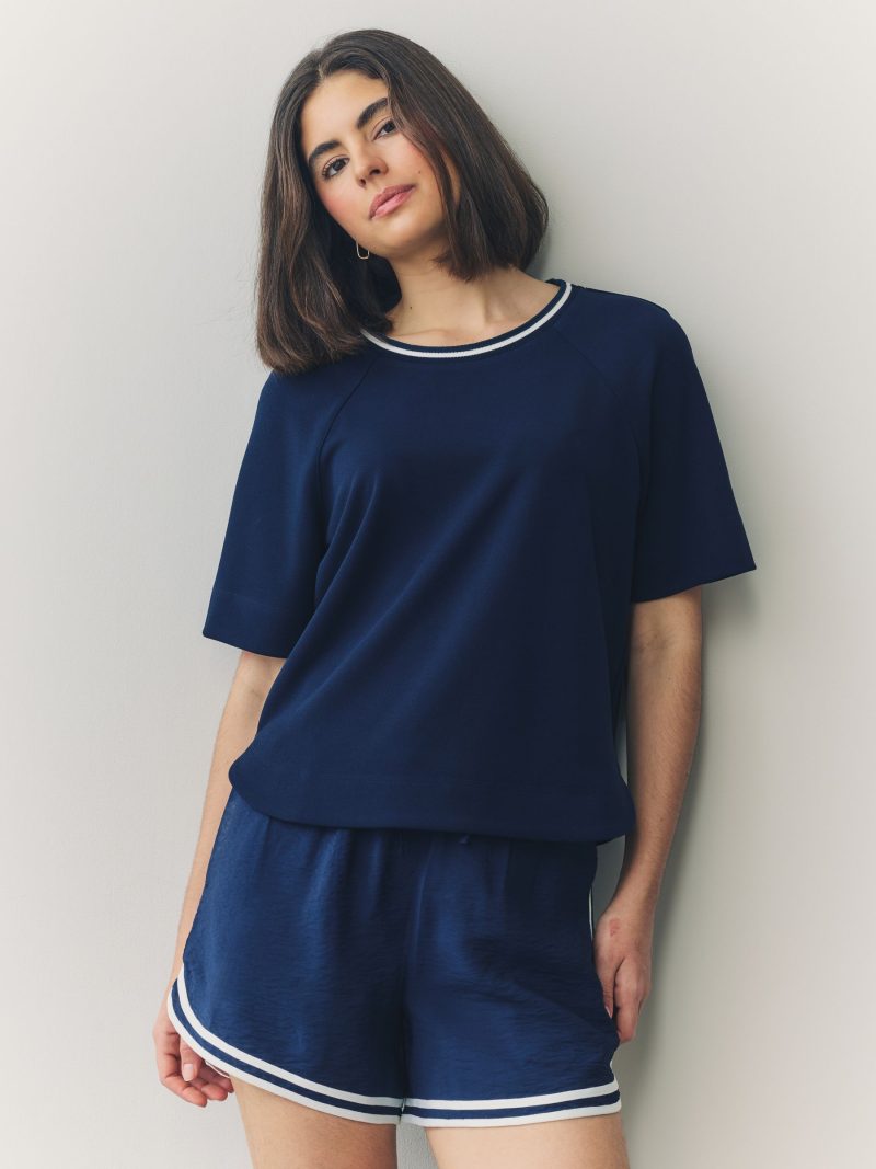 Leqinhk474546 Navy Contrast Neck Trim Crepe Boxy T-Shirt - Image 2